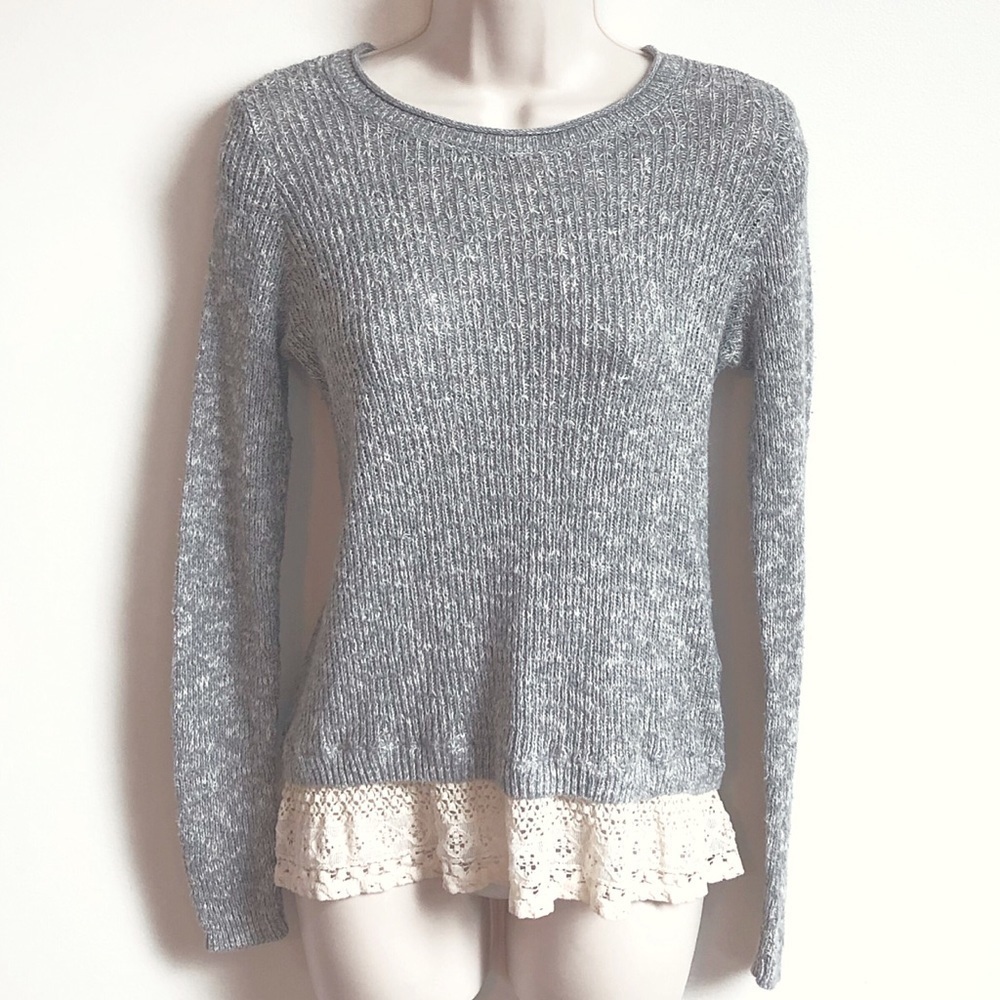 Hollister pullover lace trim gray & cream kni…